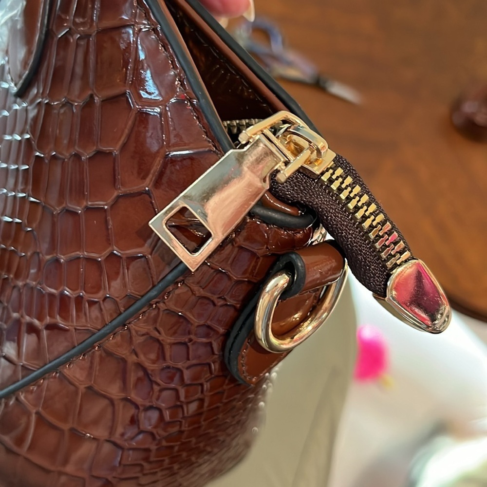 Accessorize Satchel Crossbody bag Croc pattern patent leather brown/bamboo - Picture 10 of 10